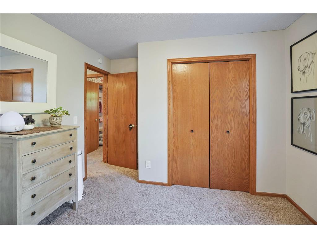 1015 Ferndale Street S Maplewood MN 55119 7036849 image19