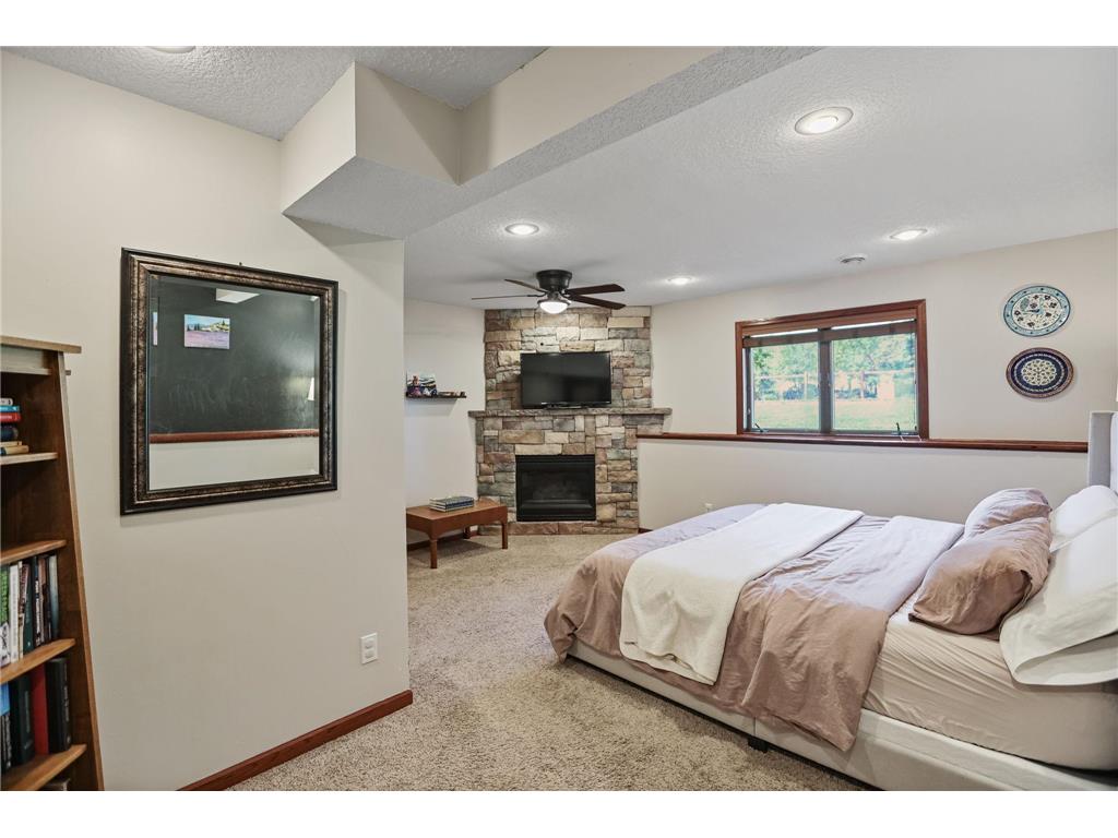 1015 Ferndale Street S Maplewood MN 55119 7036849 image24