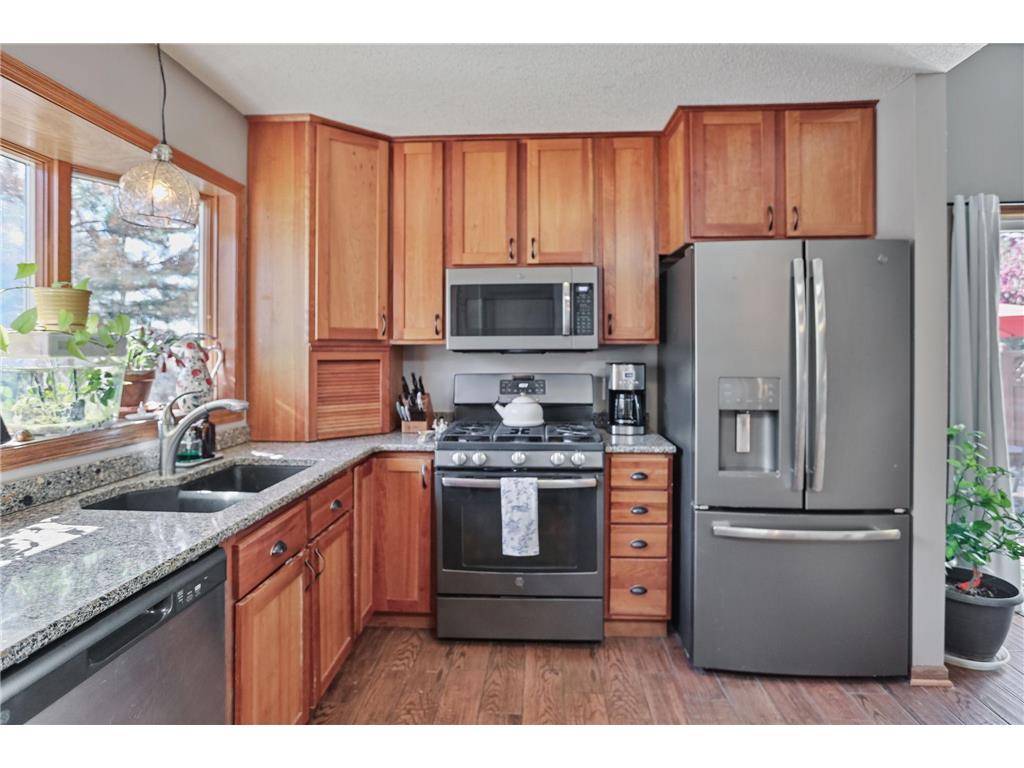 1015 Ferndale Street S Maplewood MN 55119 7036849 image8