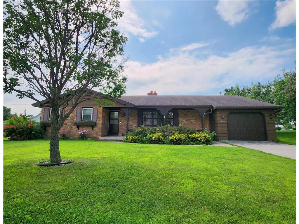 1015 Highway Avenue Bird Island MN 55310 6763184 image1