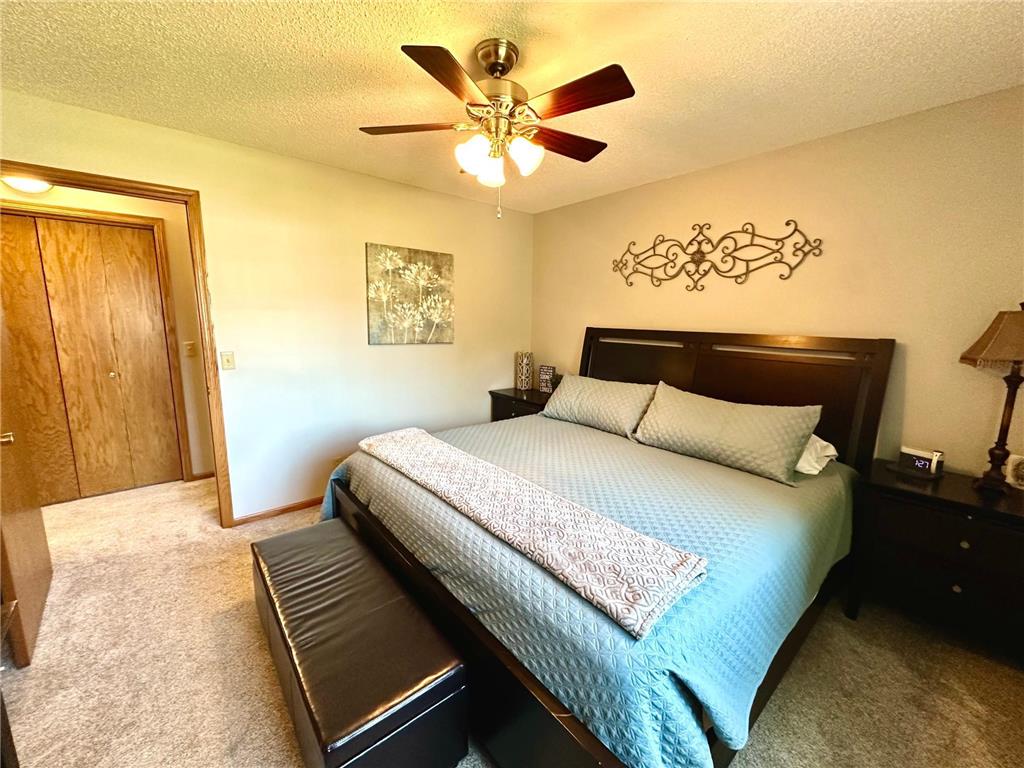 1015 Pershing Boulevard Worthington MN 56187 6775775 image23