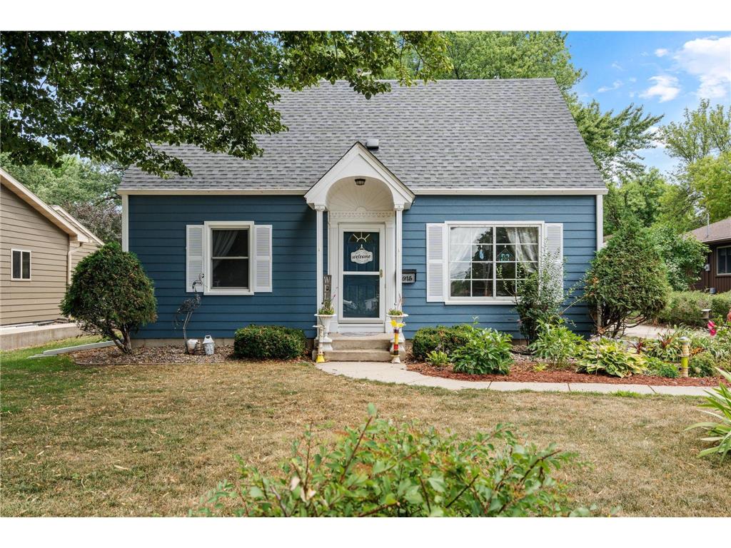 1015 S Grove Avenue Owatonna MN 55060 6412141 image1