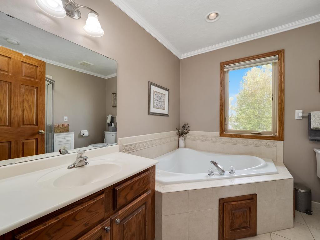 10154 Noble Court N Brooklyn Park MN 55443 7070600 image17