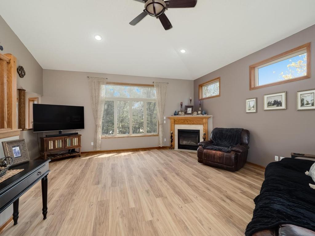10154 Noble Court N Brooklyn Park MN 55443 7070600 image6
