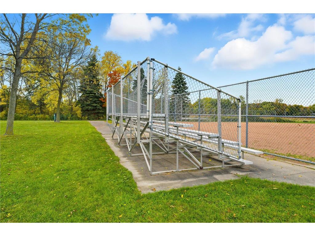 10155 Pilgrim Lane N Maple Grove MN 55369 6822632 image71