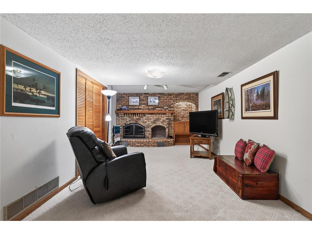 10156 Pilgrim Lane N Maple Grove MN 55369 7032673 image15