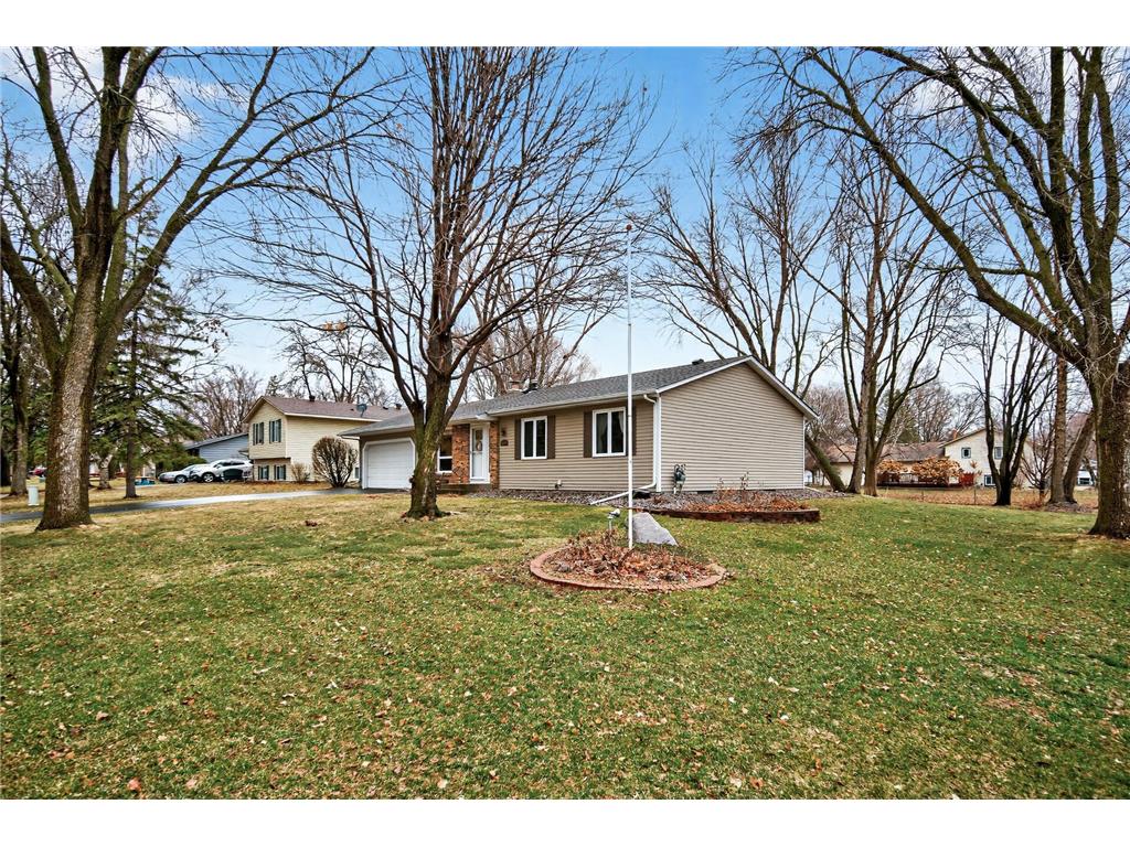 10156 Pilgrim Lane N Maple Grove MN 55369 7032673 image2