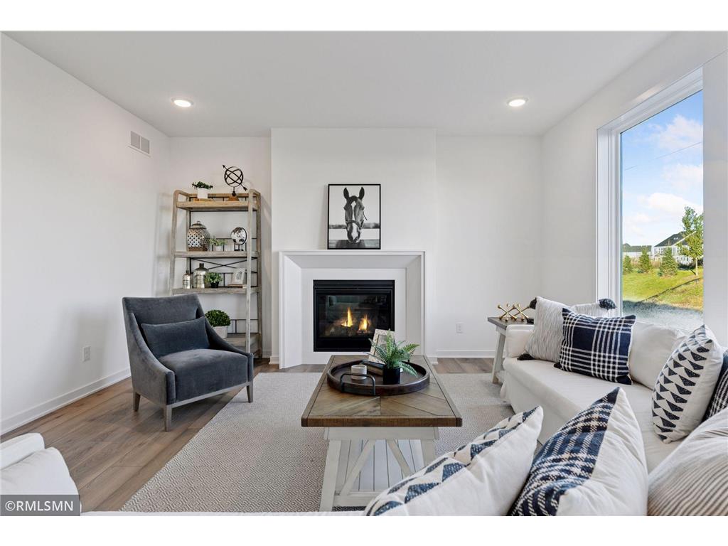 10157 Blackmoor Road Woodbury MN 55129 7004080 image2