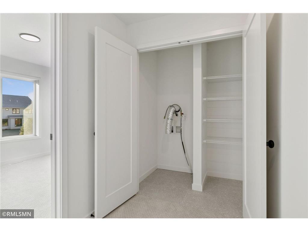 10157 Blackmoor Road Woodbury MN 55129 7004080 image31