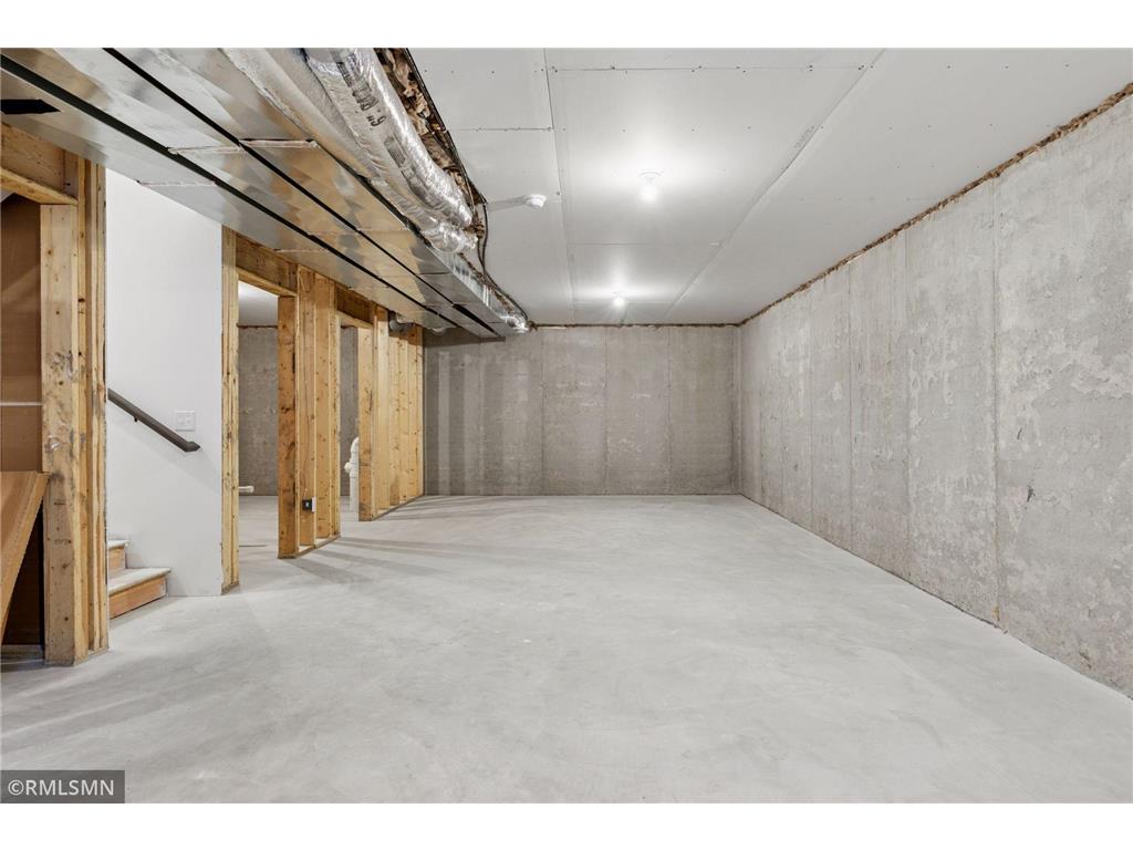 10157 Blackmoor Road Woodbury MN 55129 7004080 image32