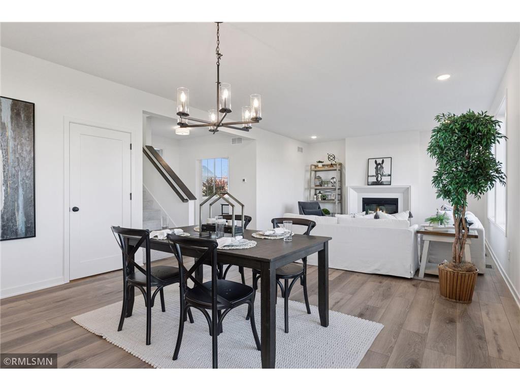 10157 Blackmoor Road Woodbury MN 55129 7004080 image4