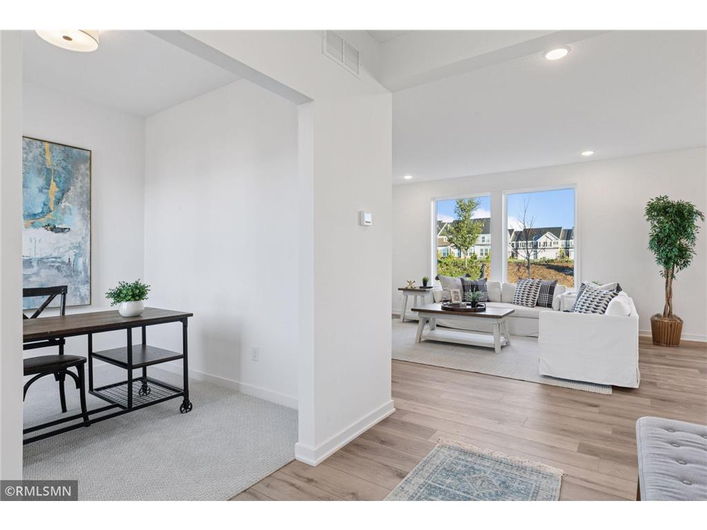 10157 Blackmoor Road Woodbury MN 55129 7004080 image7