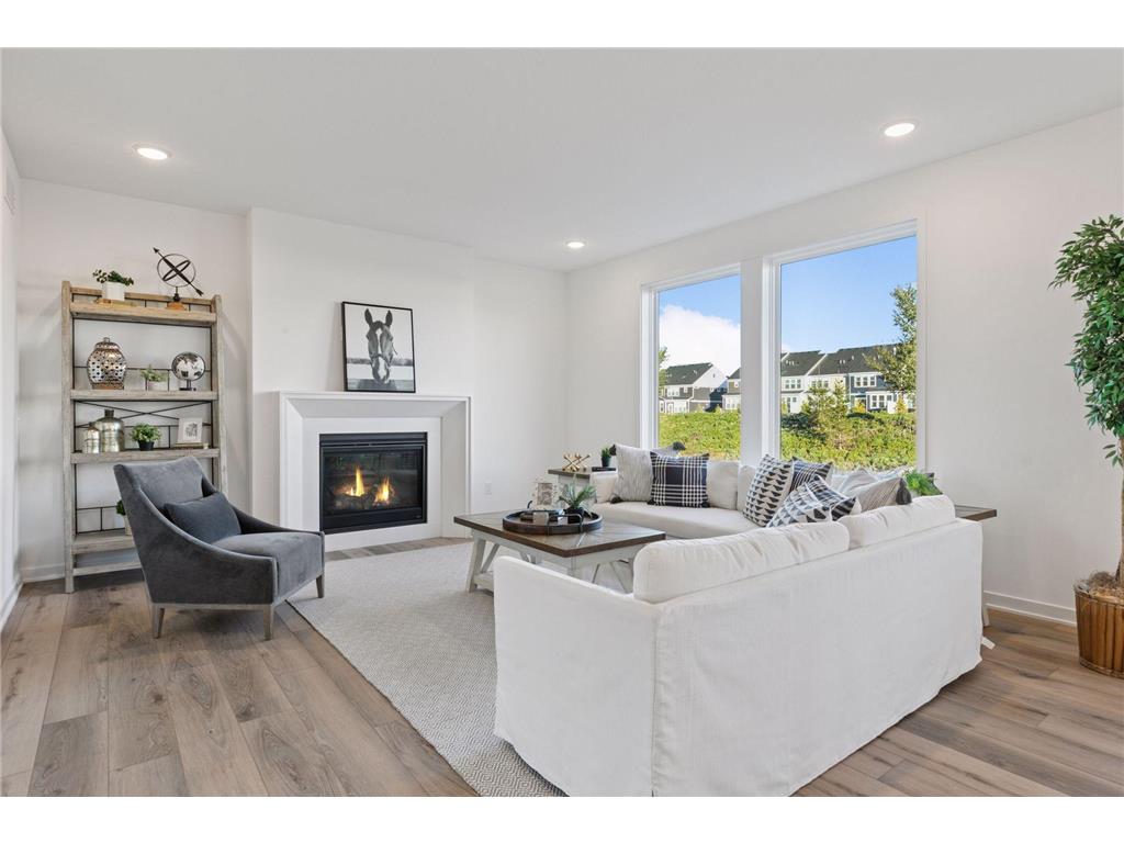 10157 Blackmoor Road Woodbury MN 55129 7065921 image1