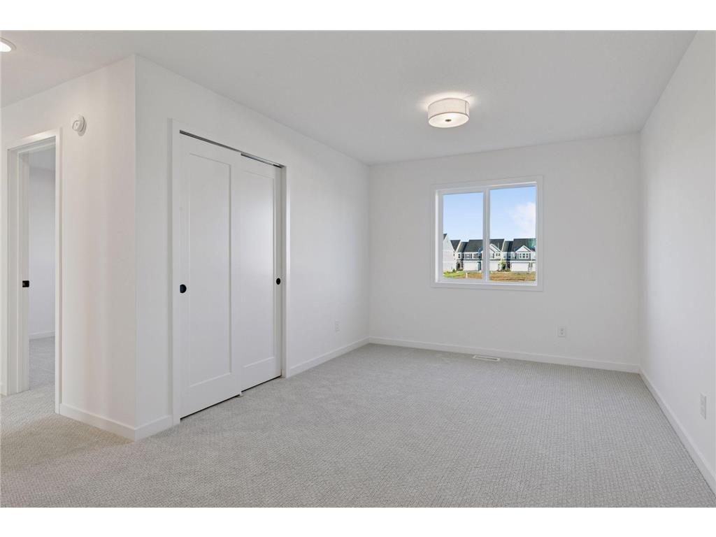 10157 Blackmoor Road Woodbury MN 55129 7065921 image11