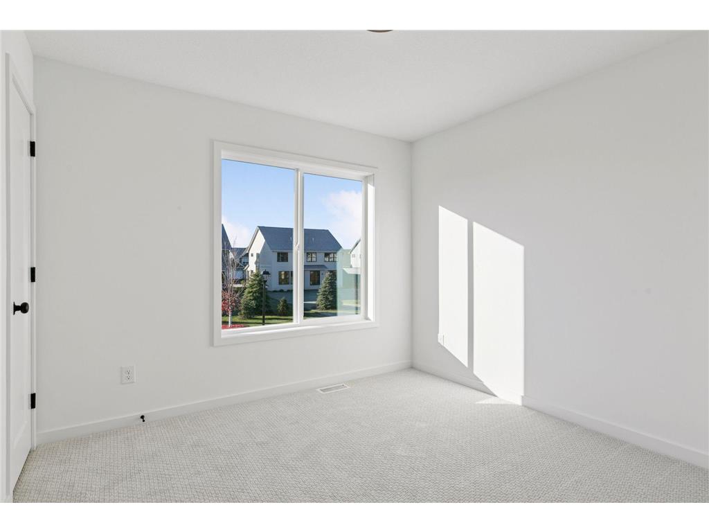 10157 Blackmoor Road Woodbury MN 55129 7065921 image15
