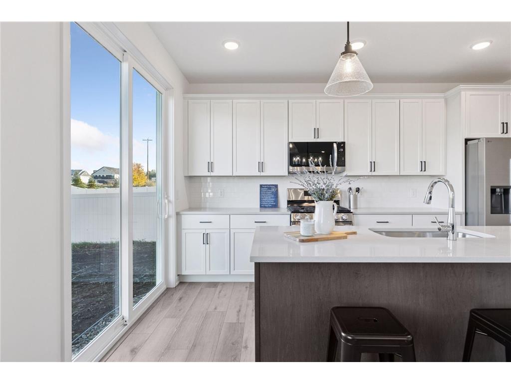 10157 Blackmoor Road Woodbury MN 55129 7065921 image22