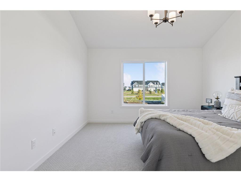 10157 Blackmoor Road Woodbury MN 55129 7065921 image25