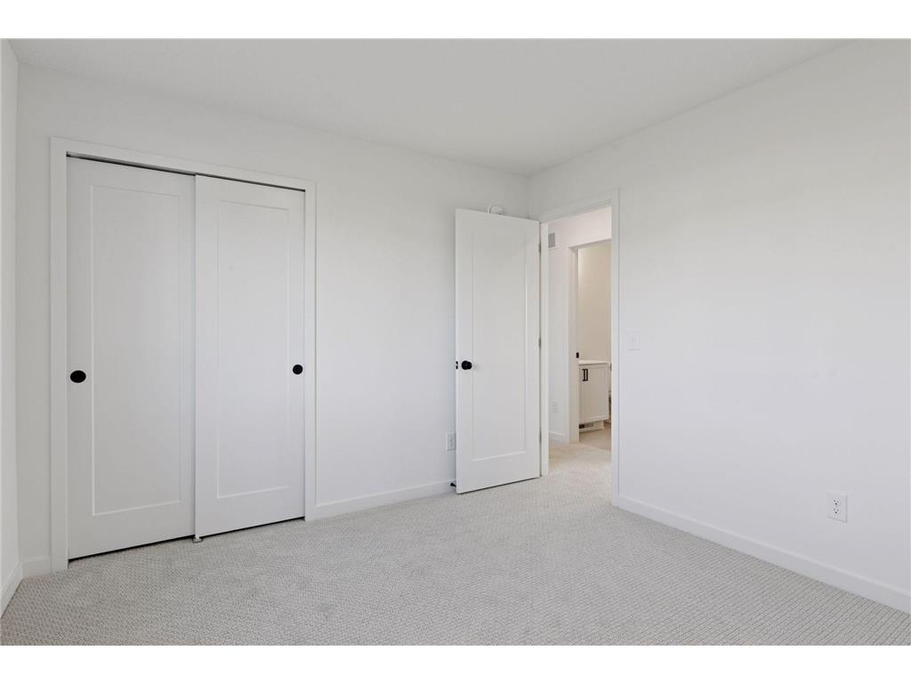 10157 Blackmoor Road Woodbury MN 55129 7065921 image29