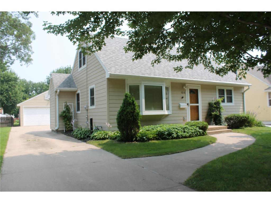 1016 Apel Avenue Worthington MN 56187 6574711 image1