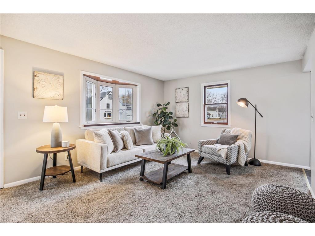 1016 Center Street North Mankato MN 56003 6308052 image1