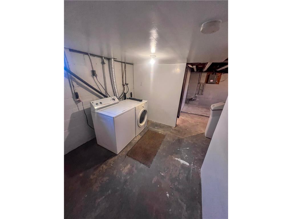 1016 Ella Avenue NW Willmar MN 56201 7057503 image24