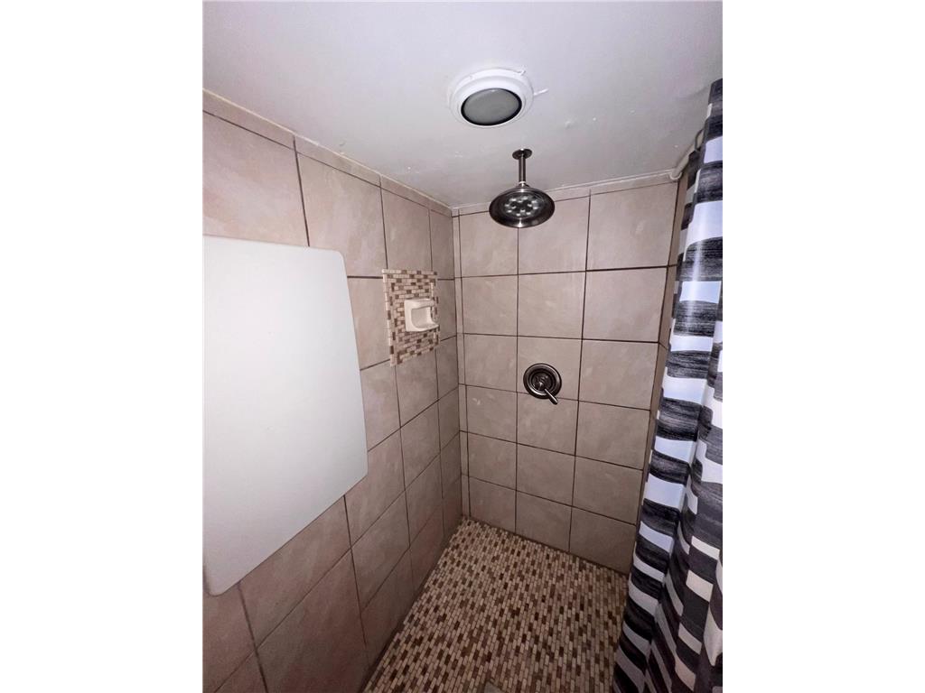 1016 Ella Avenue NW Willmar MN 56201 7057503 image31