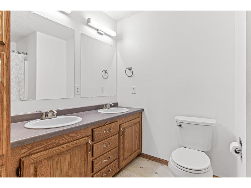 1016 W Ridge Court New Richmond WI 54017 6794386 image12