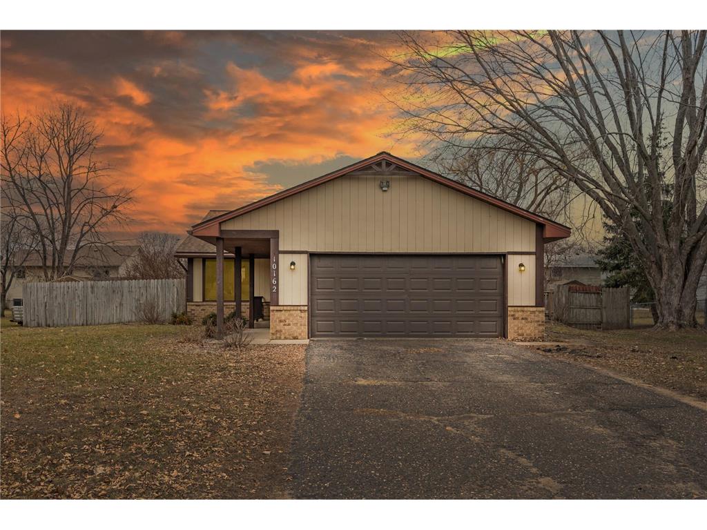 10162 Fraizer Street NE Circle Pines MN 55014 6477595 image1