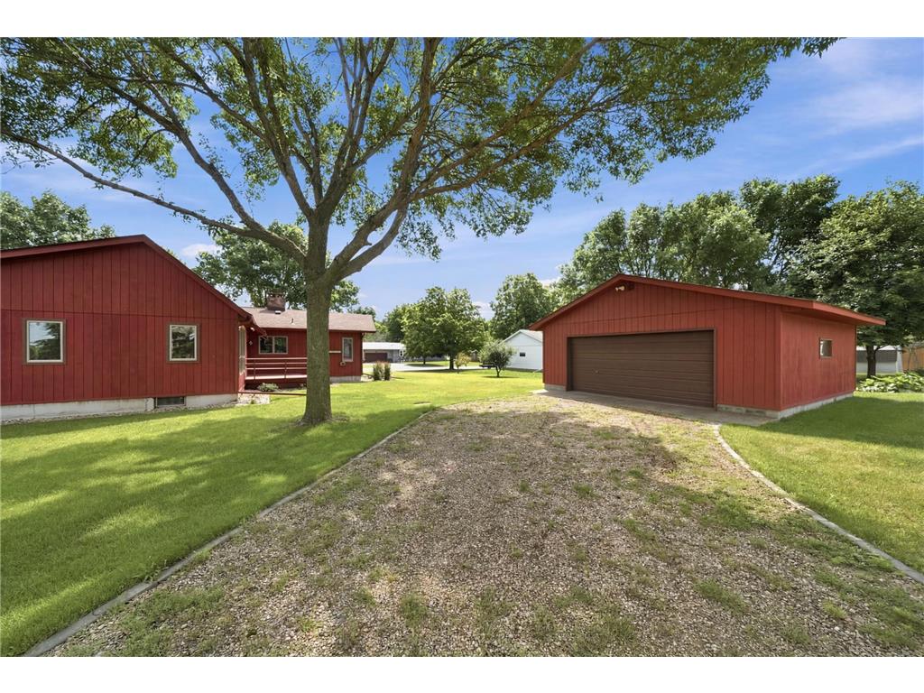 1017 9th Street Gaylord MN 55334 7106107 image32