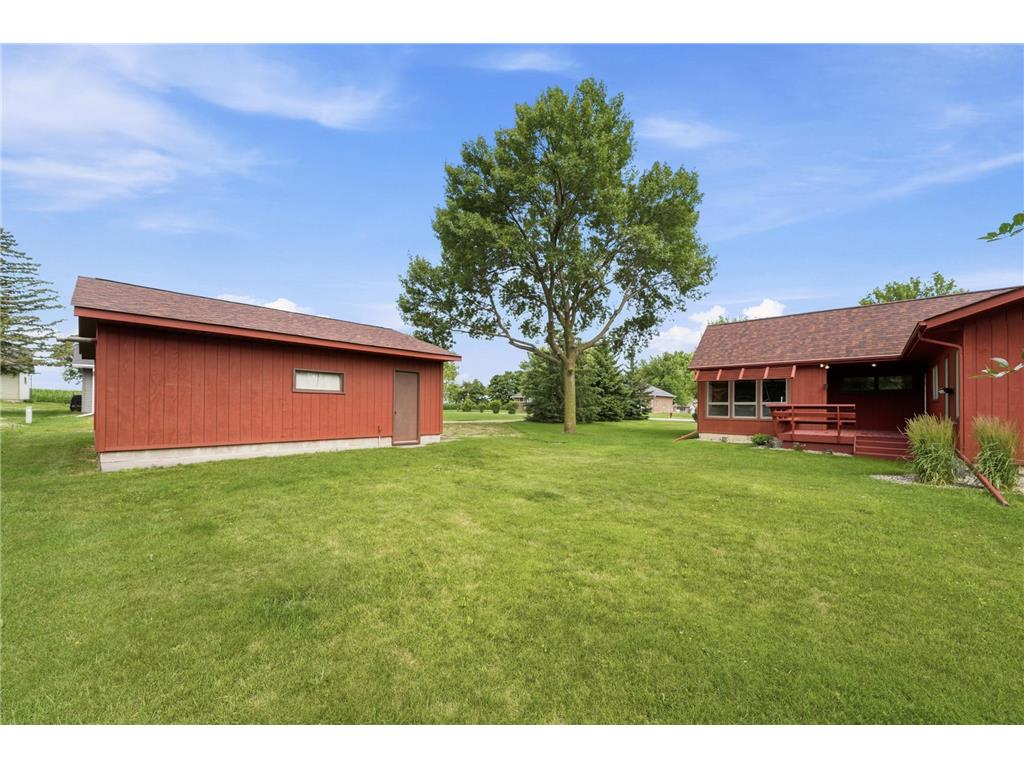 1017 9th Street Gaylord MN 55334 7106107 image34