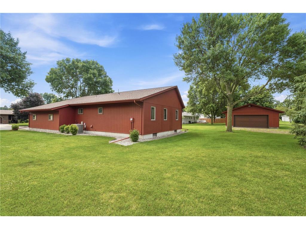 1017 9th Street Gaylord MN 55334 7106107 image36