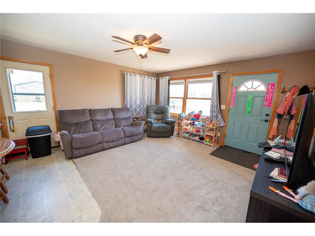 1017 E Kings Hill Road Hewitt MN 56453 7075631 image13