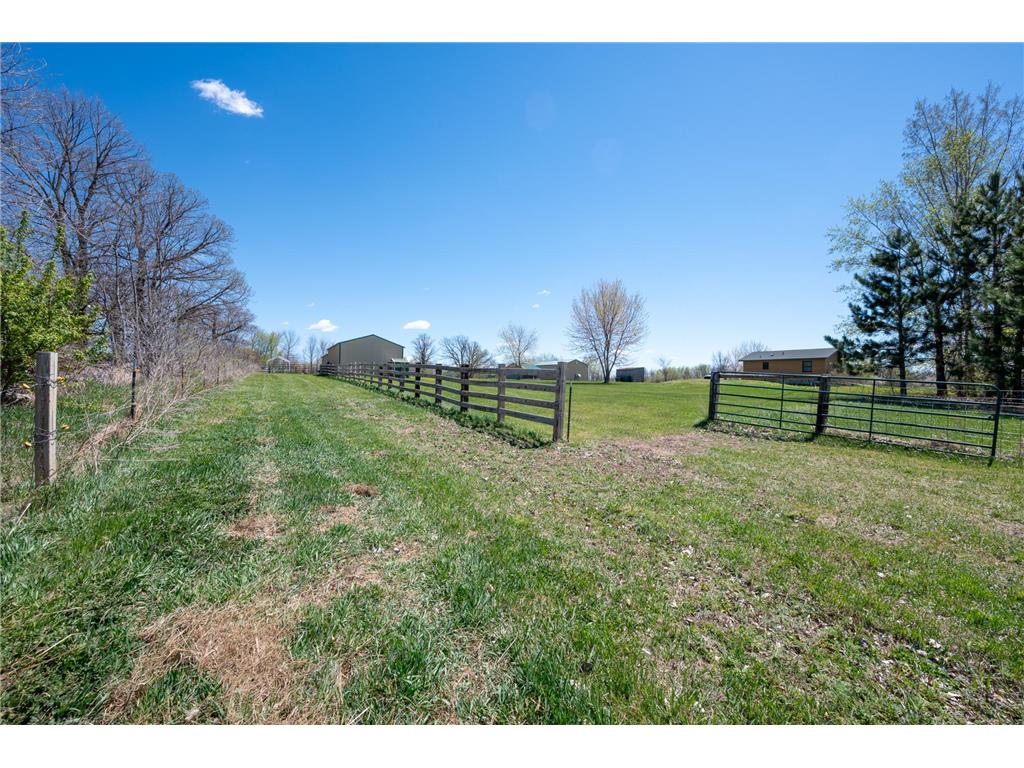 1017 E Kings Hill Road Hewitt MN 56453 7075631 image27