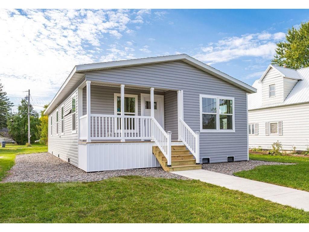 1017 Fisher Avenue Superior WI 54880 6798354 image1