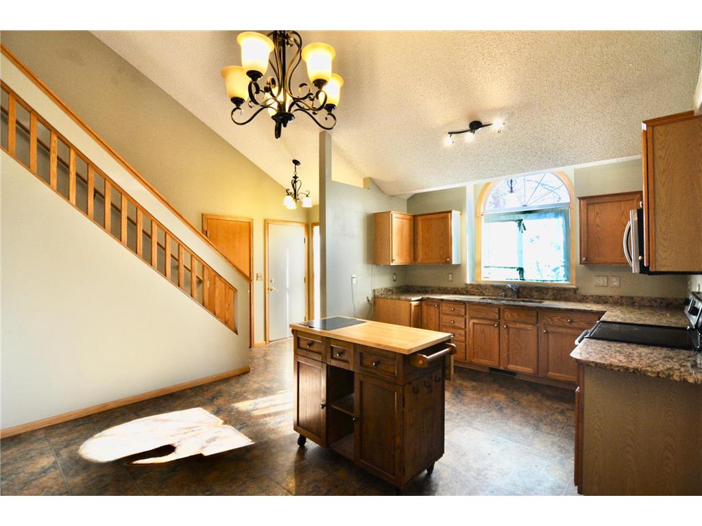 1017 Larch Street Farmington MN 55024 6813072 image4