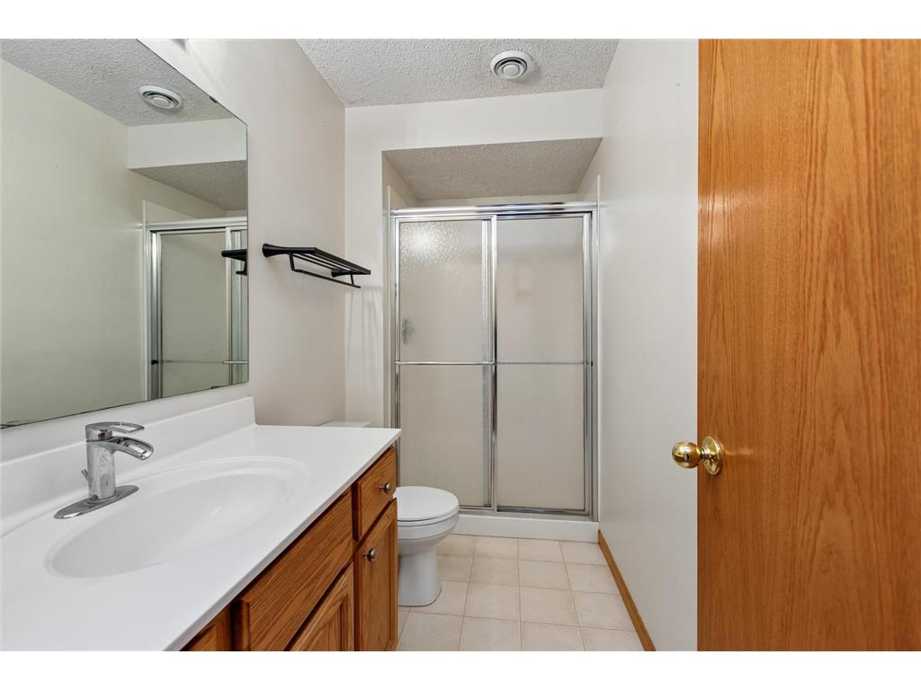 1017 Larch Street Farmington MN 55024 7055841 image11