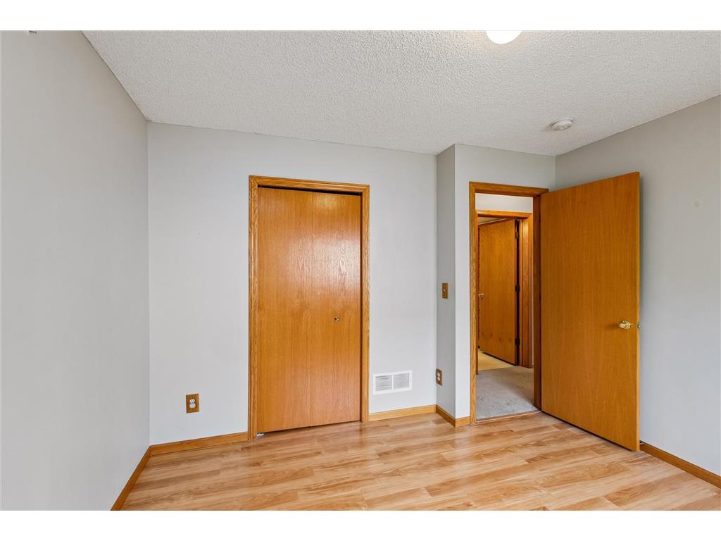1017 Larch Street Farmington MN 55024 7055841 image13