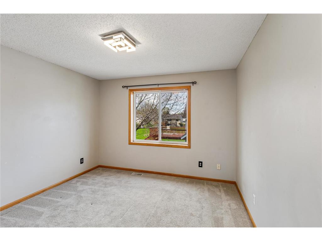 1017 Larch Street Farmington MN 55024 7055841 image18