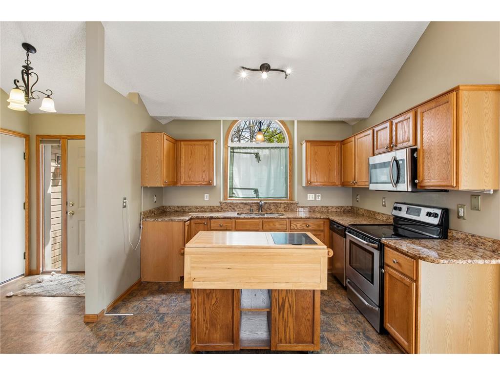 1017 Larch Street Farmington MN 55024 7055841 image5