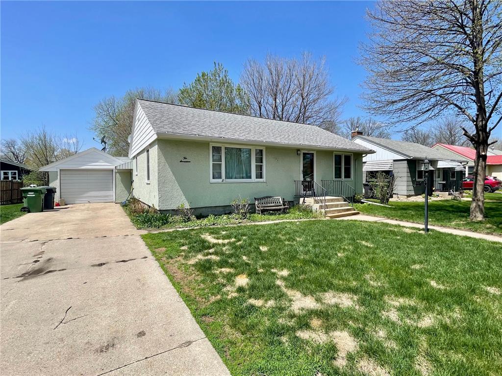 1017 Milton Avenue Worthington MN 56187 6361209 image1