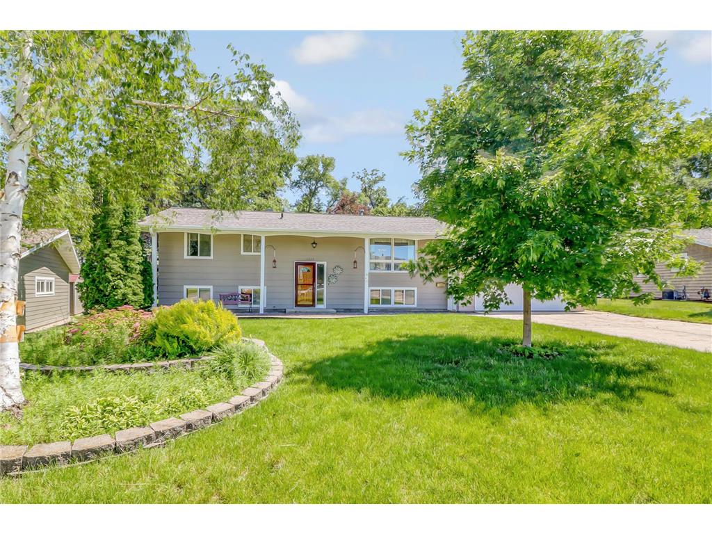 1017 Oak Grove Avenue Detroit Lakes MN 56501 6561196 image1