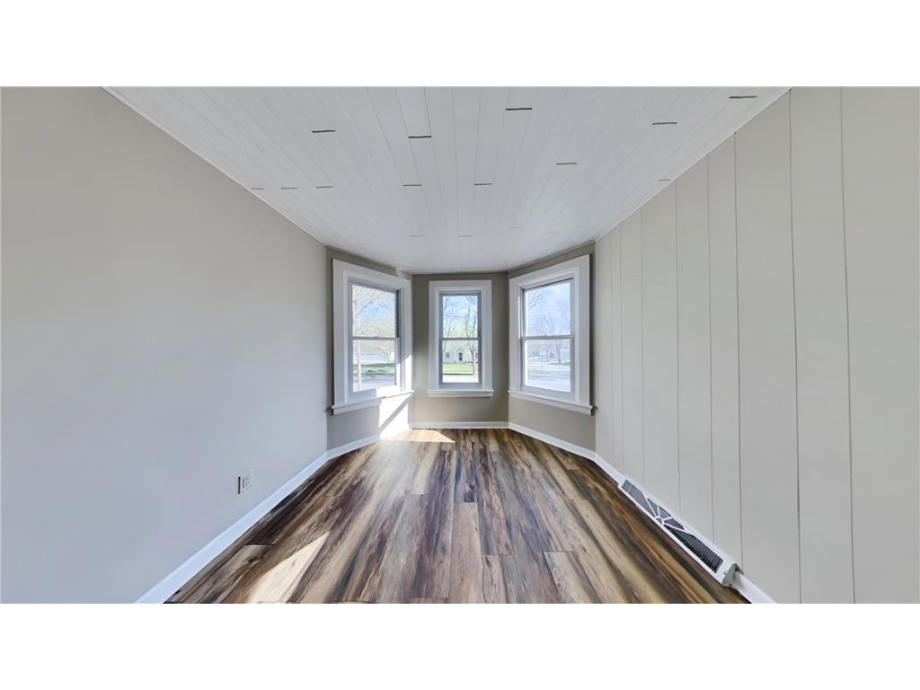 1017 Pine Street Dawson MN 56232 7088517 image10