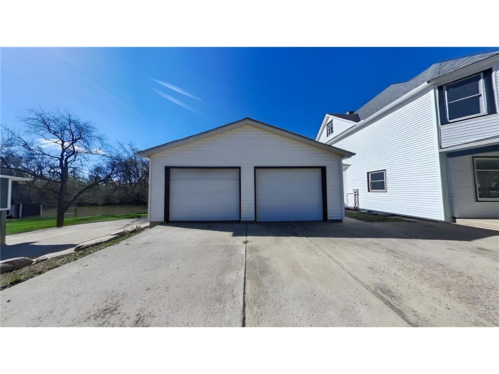 1017 Pine Street Dawson MN 56232 7088517 image18