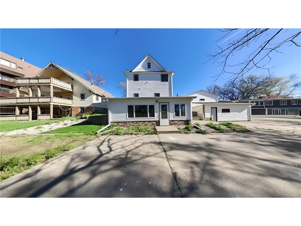 1017 Pine Street Dawson MN 56232 7088517 image2