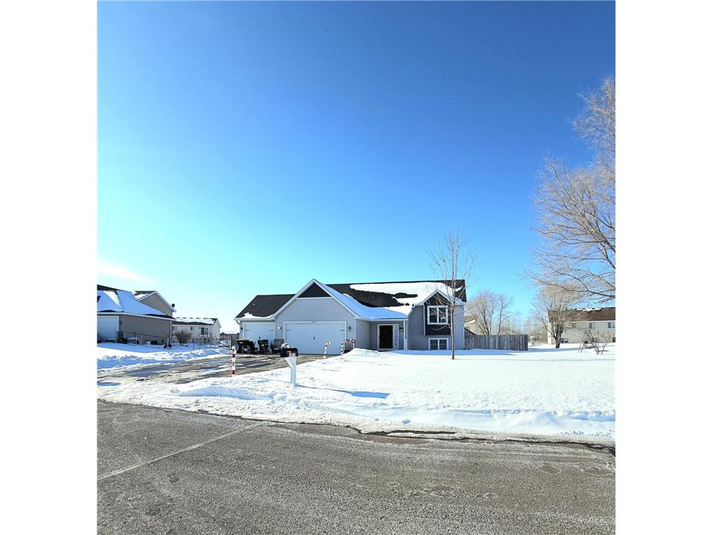 1017 Taft Street S Cambridge MN 55008 6673582 image1