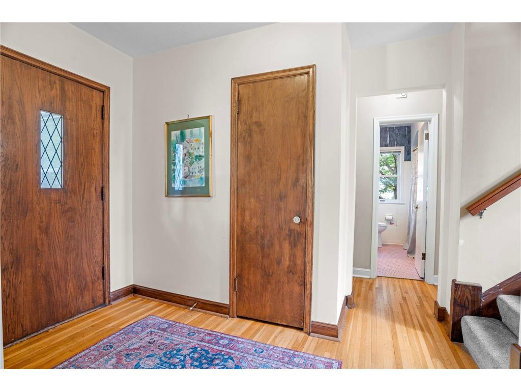 1017 Thomas Avenue S Minneapolis MN 55405 7012011 image20