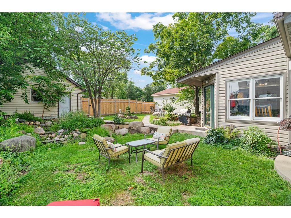 1017 Thomas Avenue S Minneapolis MN 55405 7012011 image28