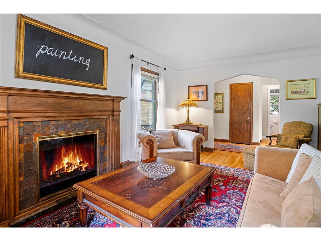 1017 Thomas Avenue S Minneapolis MN 55405 7012011 image5