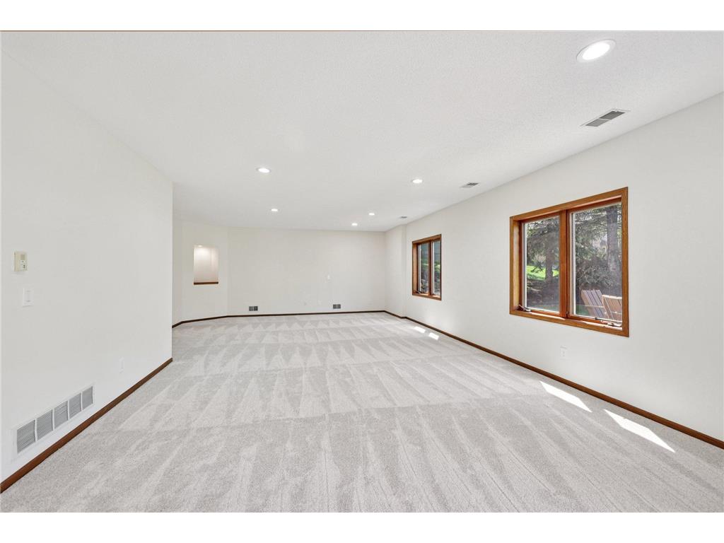 10175 Powers Lake Trail Woodbury MN 55129 7081808 image27
