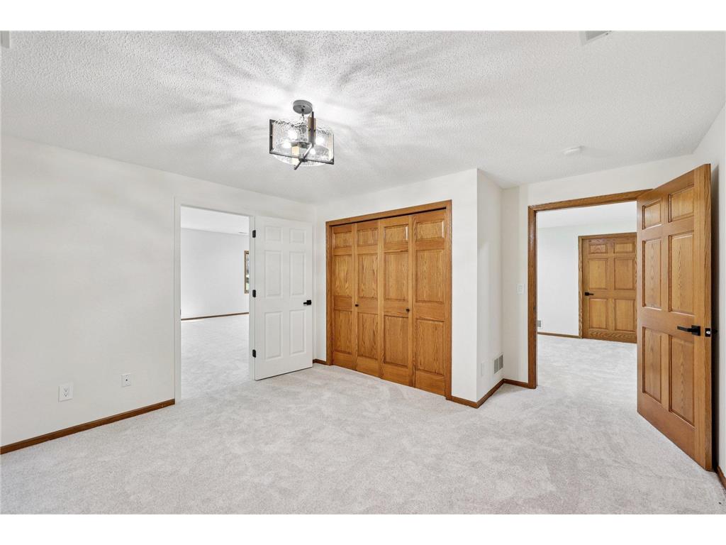 10175 Powers Lake Trail Woodbury MN 55129 7081808 image31